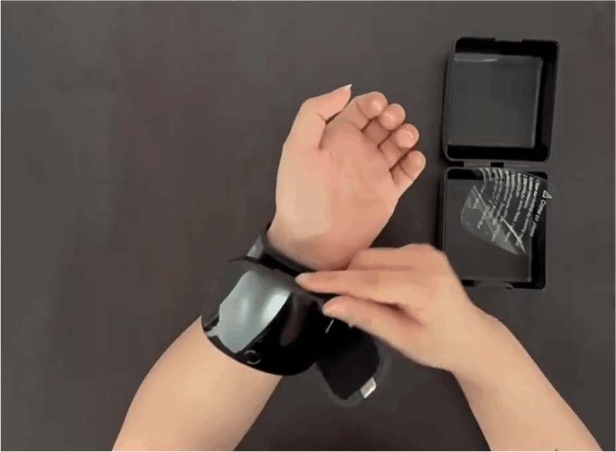 how to use Vital Wrist Monitor